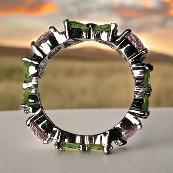 NEW Pink & Green Styled Stones by Camille Lucie - Size 5.5 - Picture 3 of 5